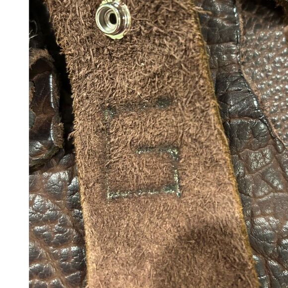 Gabriel Good Artisan Crafted One of a Kind Buffalo Leather Messenger Bag - Picture 10 of 12